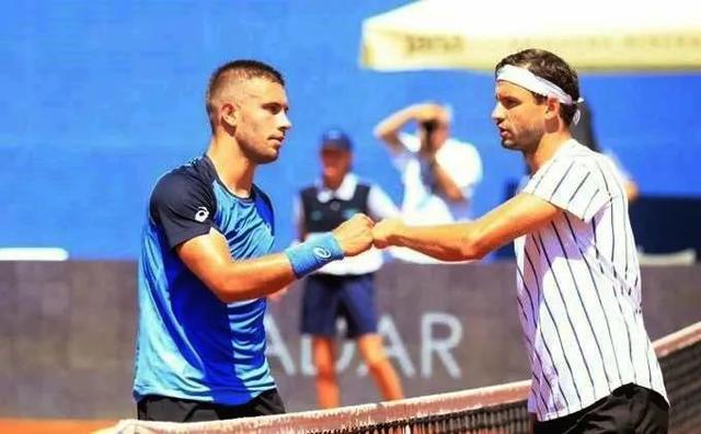 赛密度和激 赛密度和激