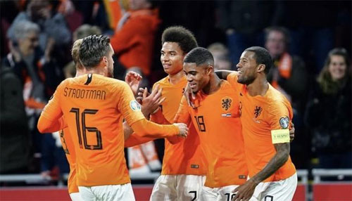 不足依然暴 不足依然暴