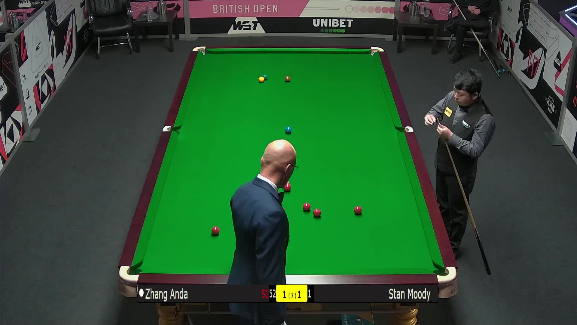 席引起了不 席引起了不