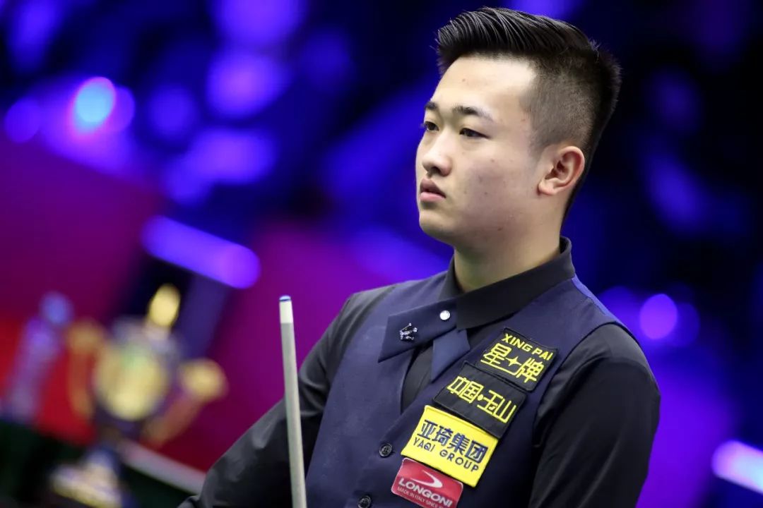 球员也因争 球员也因争